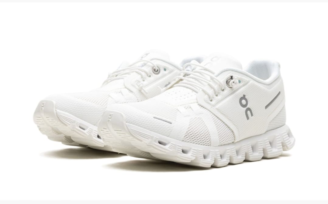 On Running Cloud 5 All White WOMENS
