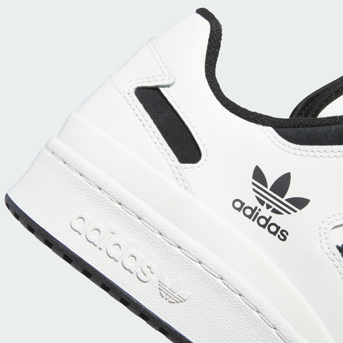 Adidas Forum CL Core White / Core Black / Core White Mens