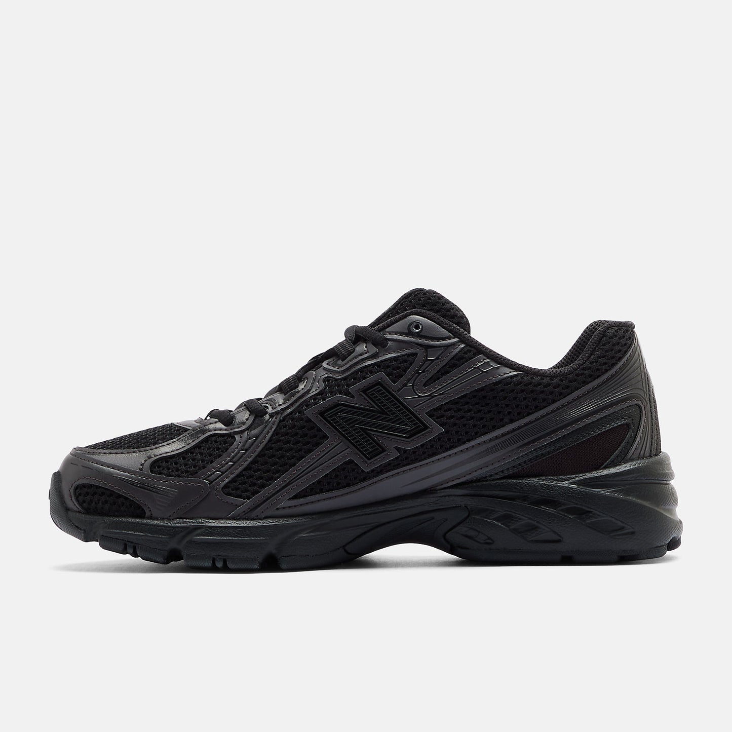 New Balance 740 trainers black MENS