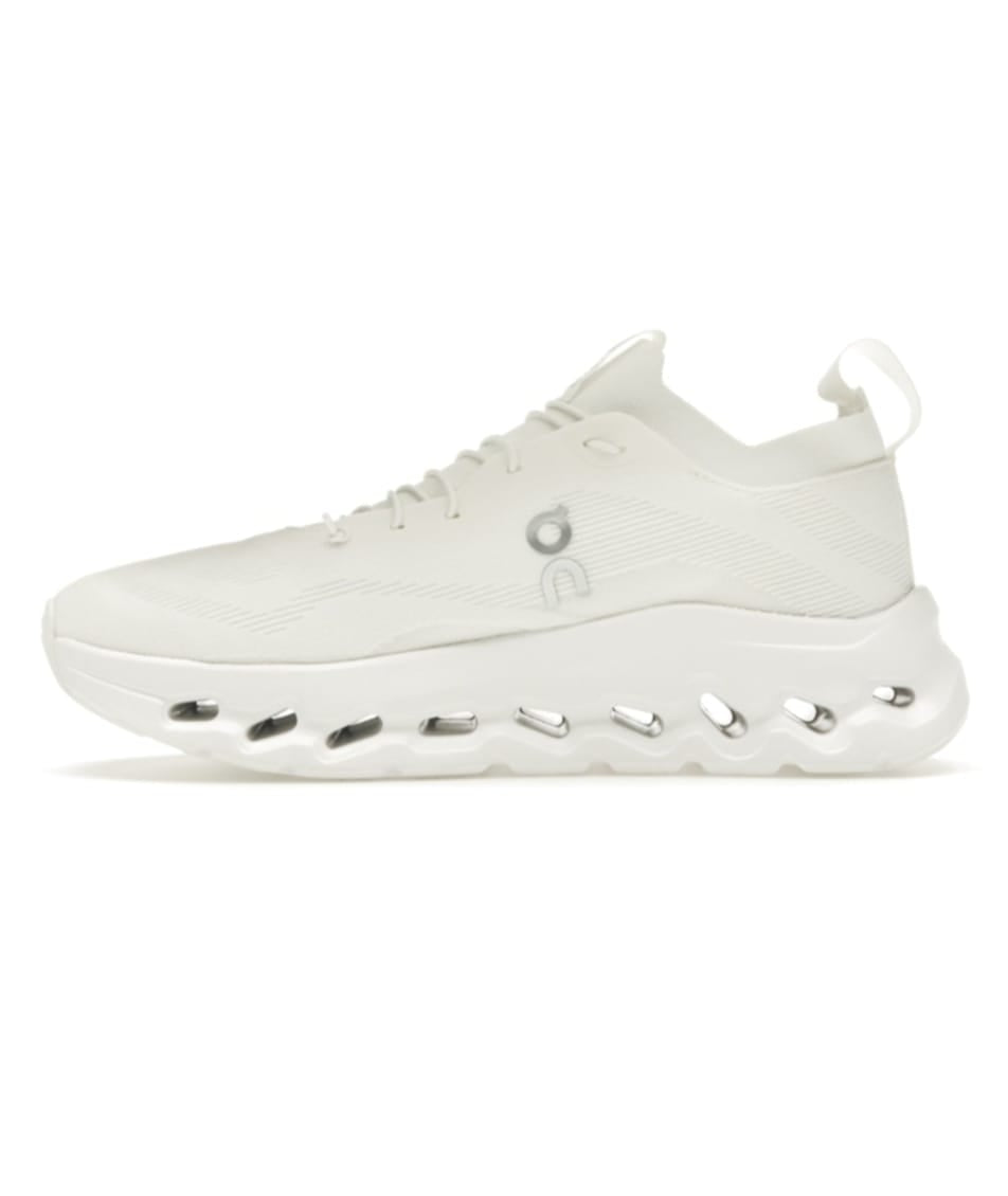 ON Running Cloudtilt Loewe All White WOMENS