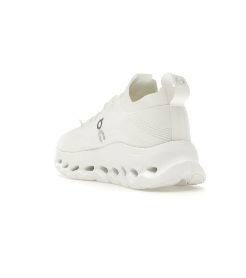 ON Running Cloudtilt Loewe All White WOMENS