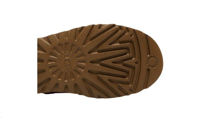 UGG Classic Mini ll Boot 'Chestunt'