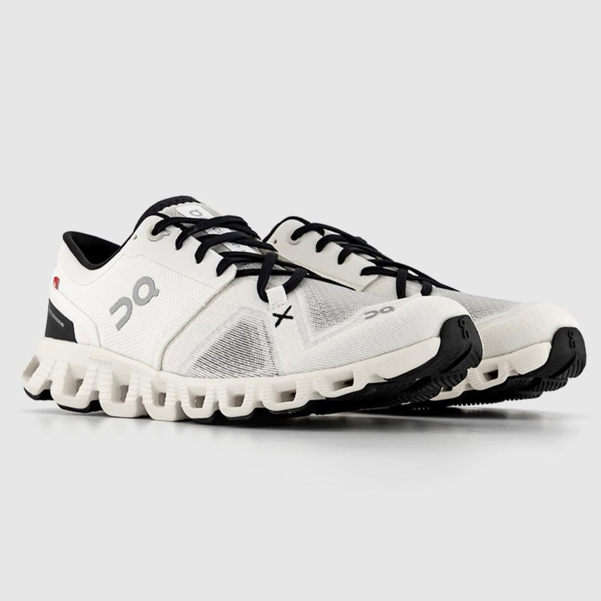 On Cloud X3 White Black