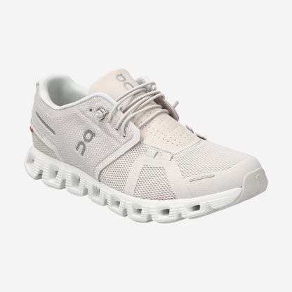 On Cloud 5 Sneakers in beige