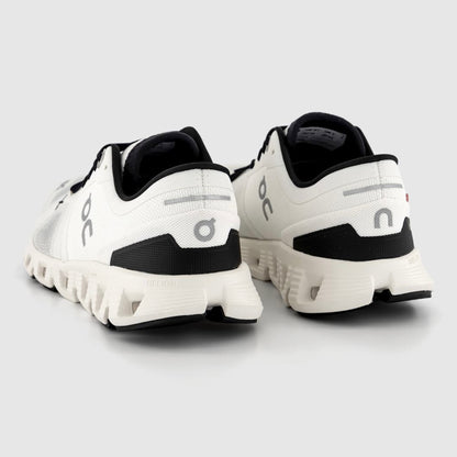 On Cloud X3 White Black