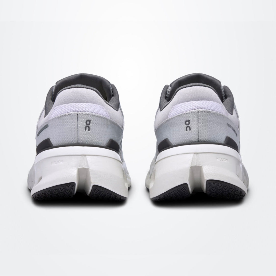 On Cloudrunner 2 | Grey