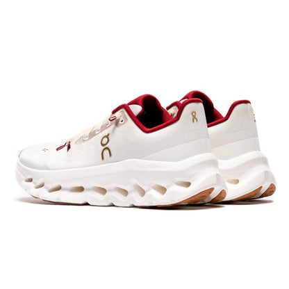 On Cloudtilt "Pearl/Ivory" White
