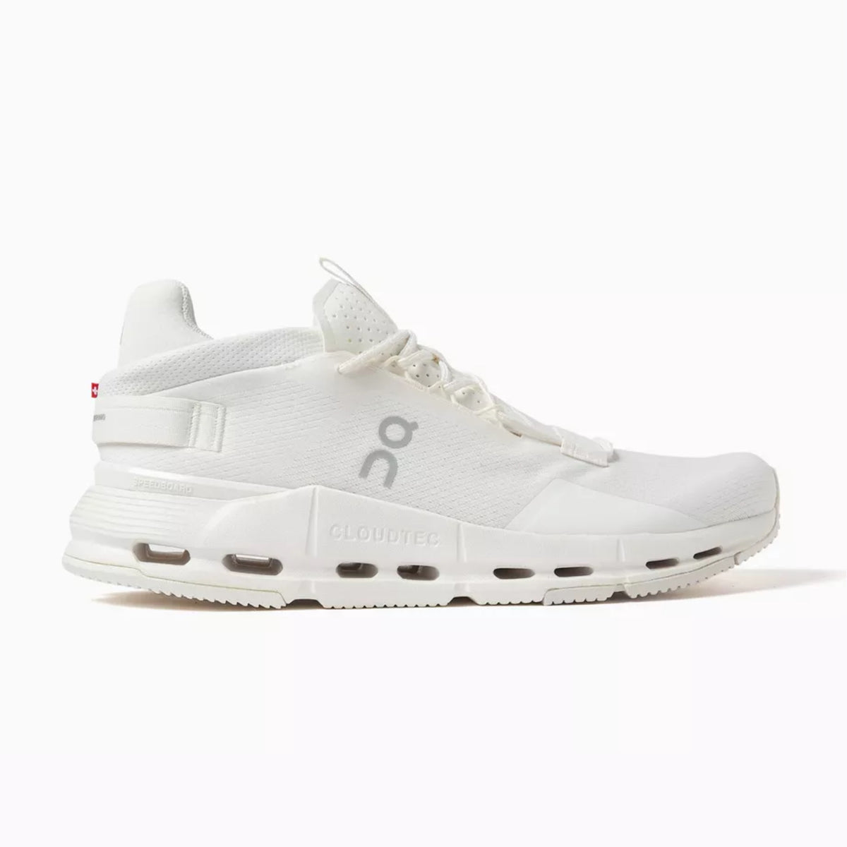 On Cloudnova 2 sneakers in white
