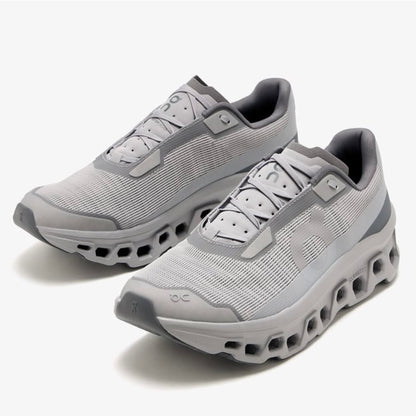 On Cloudmonster Void in grey