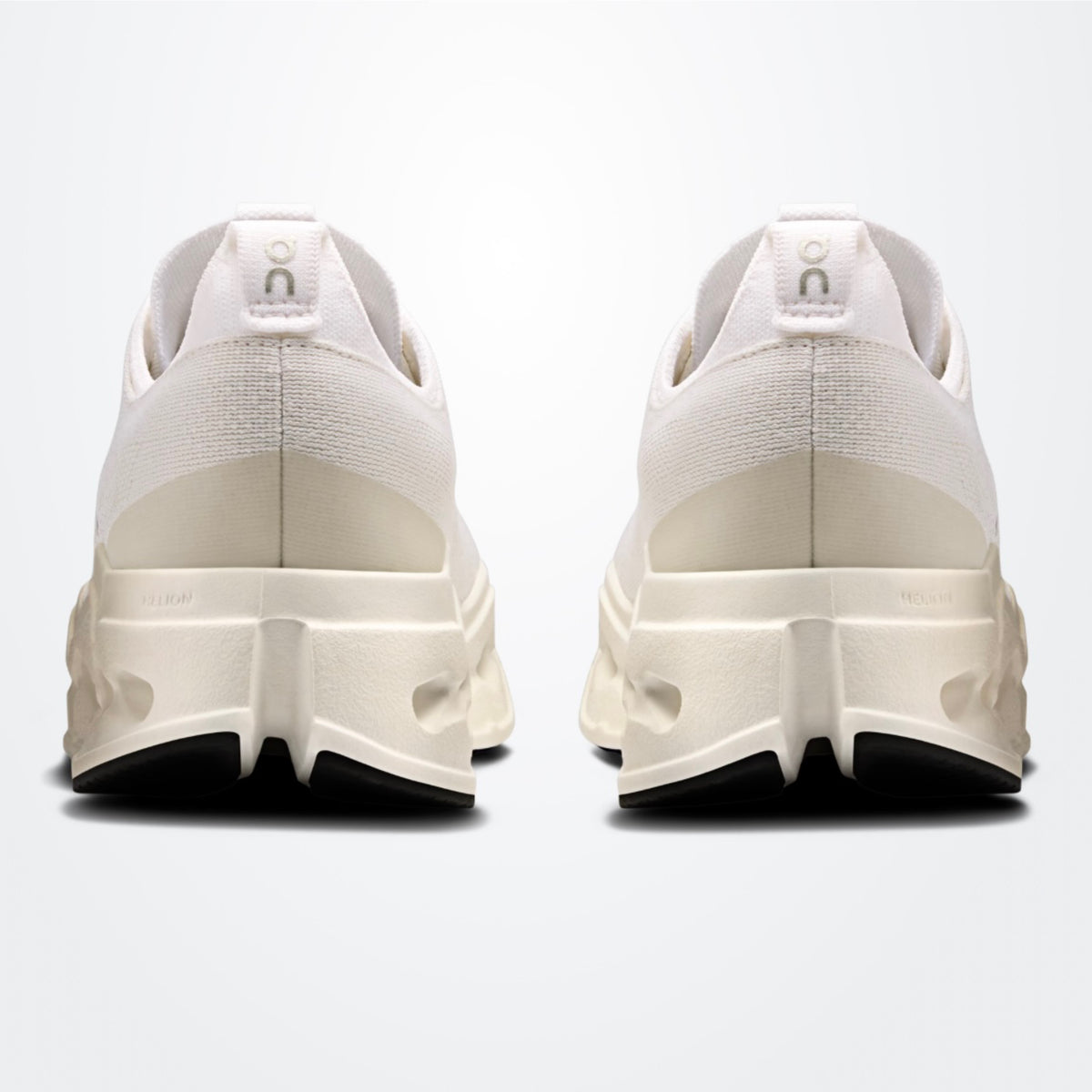 White | White Cloudsurfer Max Wide