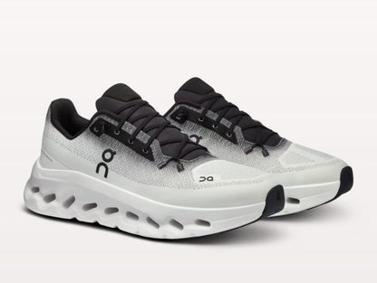 On Runing Cloudtilt black | Ivory